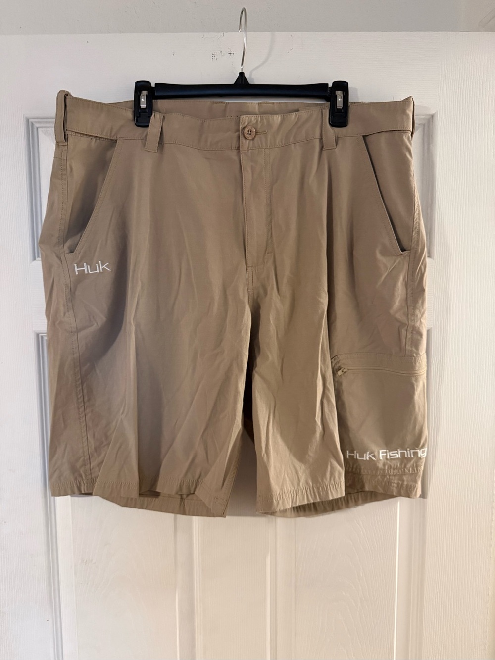 Huk Men's Khaki Performance Hybrid Shorts